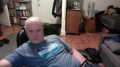 Snapshot of dickflasher5 chatting on December 22, 6:06 am Richard Fleischer online show from December 22, 6:06 am