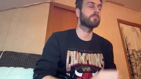 Im Julian  all cum shot videos here    online show from March 8, 7:53 pm