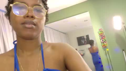 didoelizabeth online show from November 29, 1:52 pm