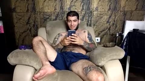 diego_armando24 online show from May 30, 8:40 pm