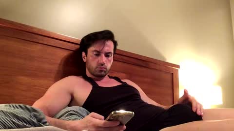 Snapshot of diegodavids chatting on February 28, 10:39 pm diegodavids online show from February 28, 10:39 pm