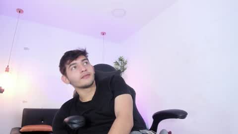 Diego rogue online show from December 11, 3:37 pm