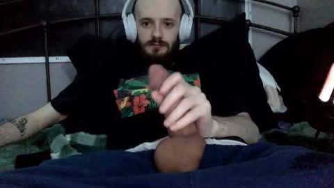 Snapshot of digbicknik chatting on February 27, 1:19 am digbicknik online show from February 27, 1:19 am