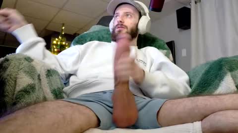 digbicknik online show from December 1, 3:04 am