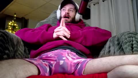 digbicknik online show from December 15, 8:43 am