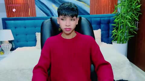  DILAN online show from April 25, 7:00 pm