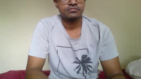 Snapshot of dilip_09 chatting on January 6, 6:03 am dilip_09 online show from January 6, 6:03 am