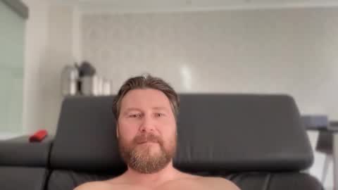 dilliding online show from March 24, 9:48 am