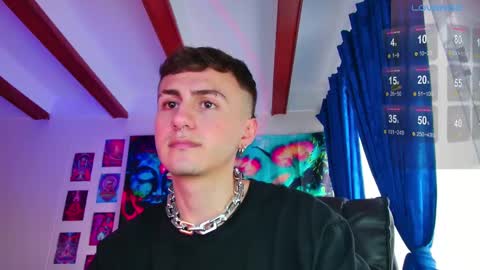 Julian Independent Model online show from February 13, 8:45 pm