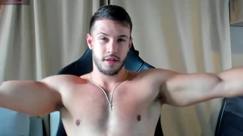 dimitricaruso online show from April 21, 7:32 pm