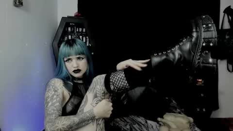 dimmuanddarkness online show from March 21, 5:57 am