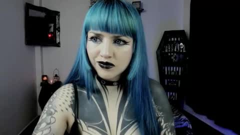 dimmuanddarkness online show from February 18, 6:35 am