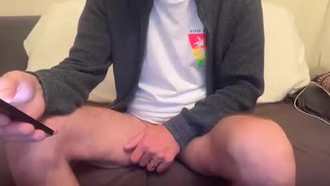 dinnerout1111 online show from October 12, 3:43 am