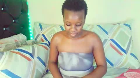 dinnydakrazx online show from October 26, 1:01 pm