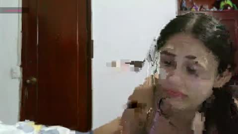 Cristal Independent model online show from April 17, 4:37 am