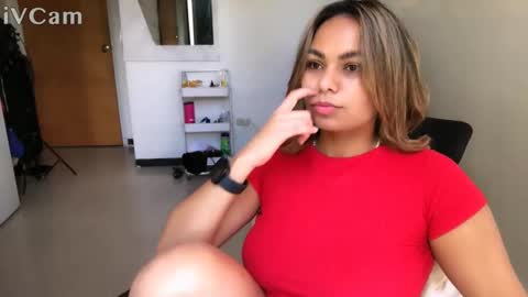 diosadeluniverso_ online show from October 21, 12:32 pm