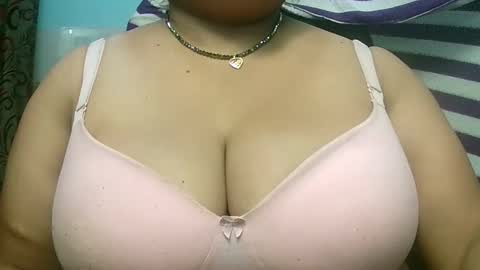 dipa2345 online show from October 9, 5:40 pm