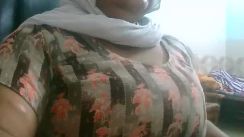 dipa2345 online show from November 2, 3:56 pm