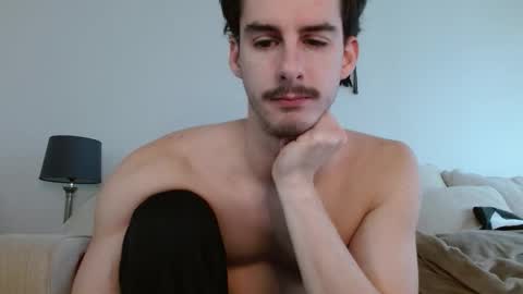 Dirk Diggler online show from January 7, 9:09 pm