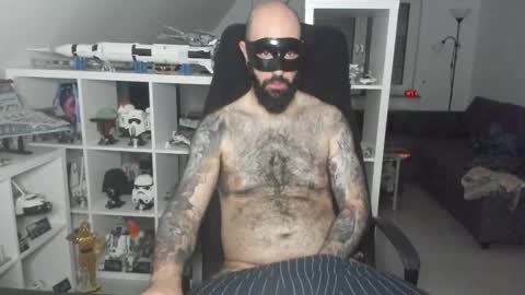 Robert online show from November 19, 5:56 pm