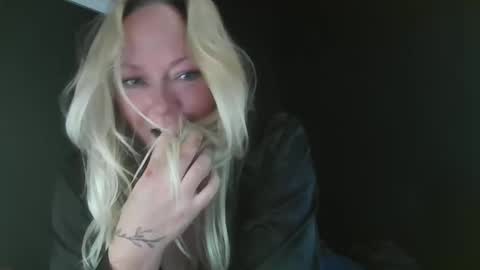 Snapshot of dirtylittlejess chatting on September 12, 4:25 am dirtylittlejess online show from September 12, 4:25 am
