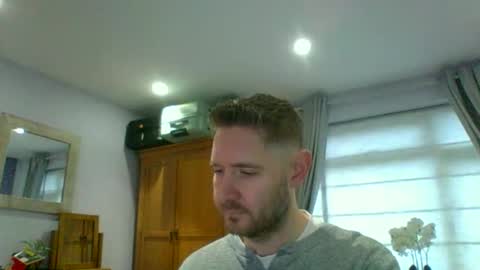 Exhibitionist Ben online show from February 9, 12:20 pm