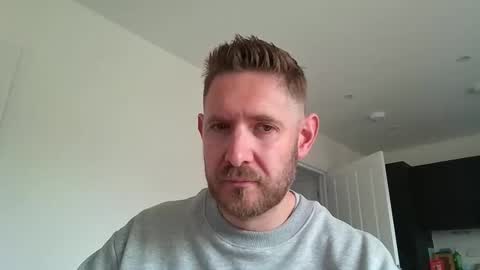 Exhibitionist Ben online show from May 6, 9:59 am