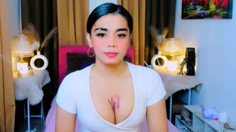 Carmy And Yanna Faulkerson online show from November 21, 6:28 pm