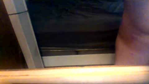 dirtywhite14 online show from December 3, 2:31 am