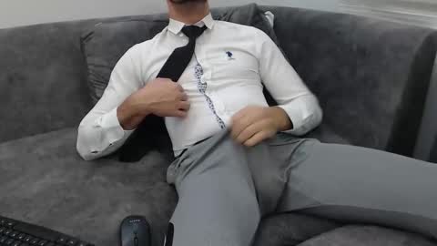 dirtyybooyy77 online show from October 9, 6:35 pm