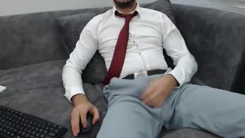 dirtyybooyy77 online show from October 20, 6:35 pm