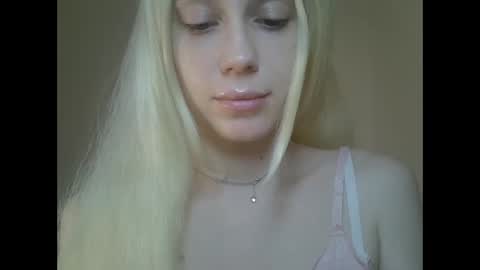 DitaReVirax online show from April 30, 7:30 pm