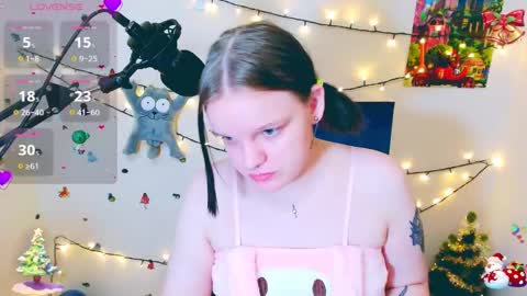 Snapshot of divamarisa chatting on December 24, 11:17 am Maria online show from December 24, 11:17 am