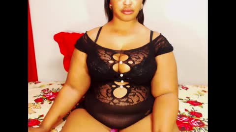 divinebooty93 online show from October 22, 6:05 am