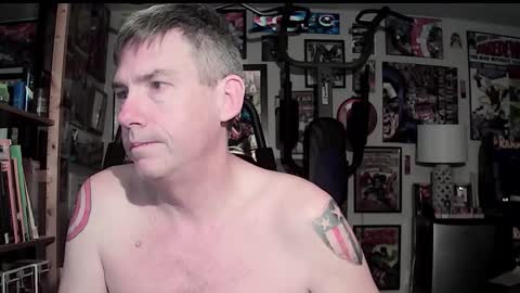 Snapshot of dix_handley_50 chatting on October 28, 12:17 pm dix_handley_50 online show from October 28, 12:17 pm