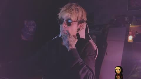 dizzasfuck online show from April 12, 4:27 am