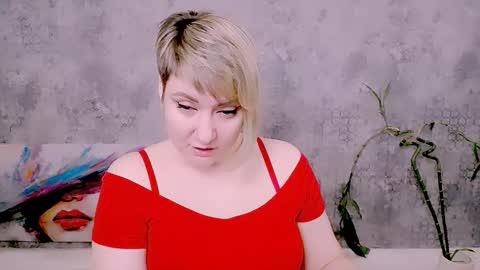 djullia online show from March 27, 7:03 am