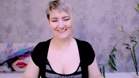 djullia online show from October 26, 7:53 am