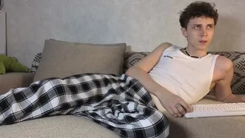 Alex online show from December 28, 7:22 pm