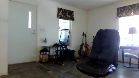 Snapshot of dogluc7 chatting on March 4, 4:41 pm dogluc7 online show from March 4, 4:41 pm