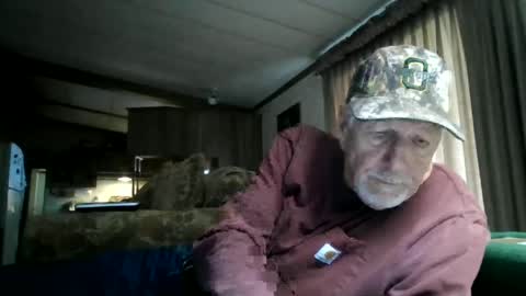 Snapshot of doingmyself69 chatting on September 29, 10:42 pm doingmyself69 online show from September 29, 10:42 pm