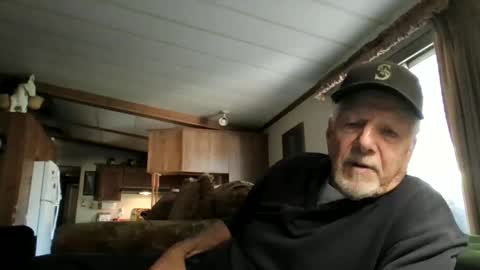 Snapshot of doingmyself69 chatting on October 6, 7:31 pm doingmyself69 online show from October 6, 7:31 pm