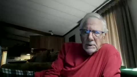 Snapshot of doingmyself69 chatting on October 14, 11:41 pm doingmyself69 online show from October 14, 11:41 pm