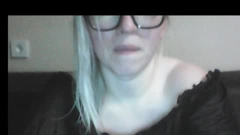 dolce_tempt online show from March 3, 7:10 pm