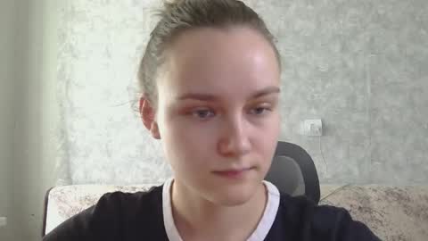 dolcezza_ online show from May 23, 12:12 pm