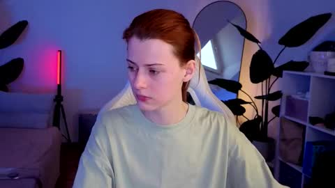 Your doll Lesli online show from December 5, 11:41 am