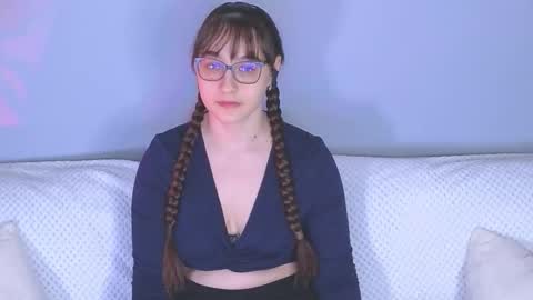 Tessa online show from February 9, 3:04 pm