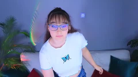 Tessa online show from October 12, 3:59 pm