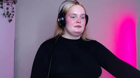 Miss Rose online show from October 23, 11:34 am