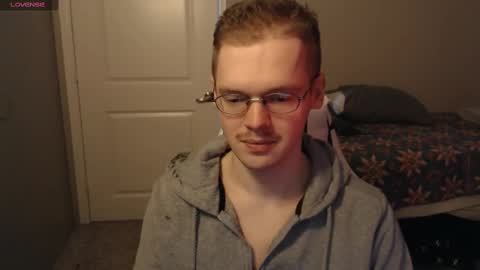 Snapshot of doloresman chatting on February 26, 8:25 pm doloresman online show from February 26, 8:25 pm